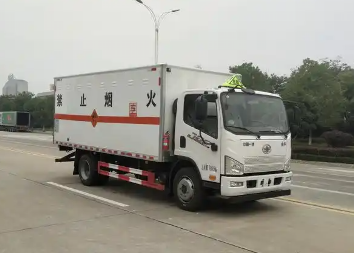 新邱爆破器材运输车可以上高速吗？